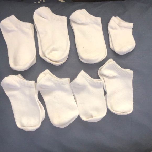 8 pairs of socks 6-24 mo baby. Firm price - Picture 4 of 8